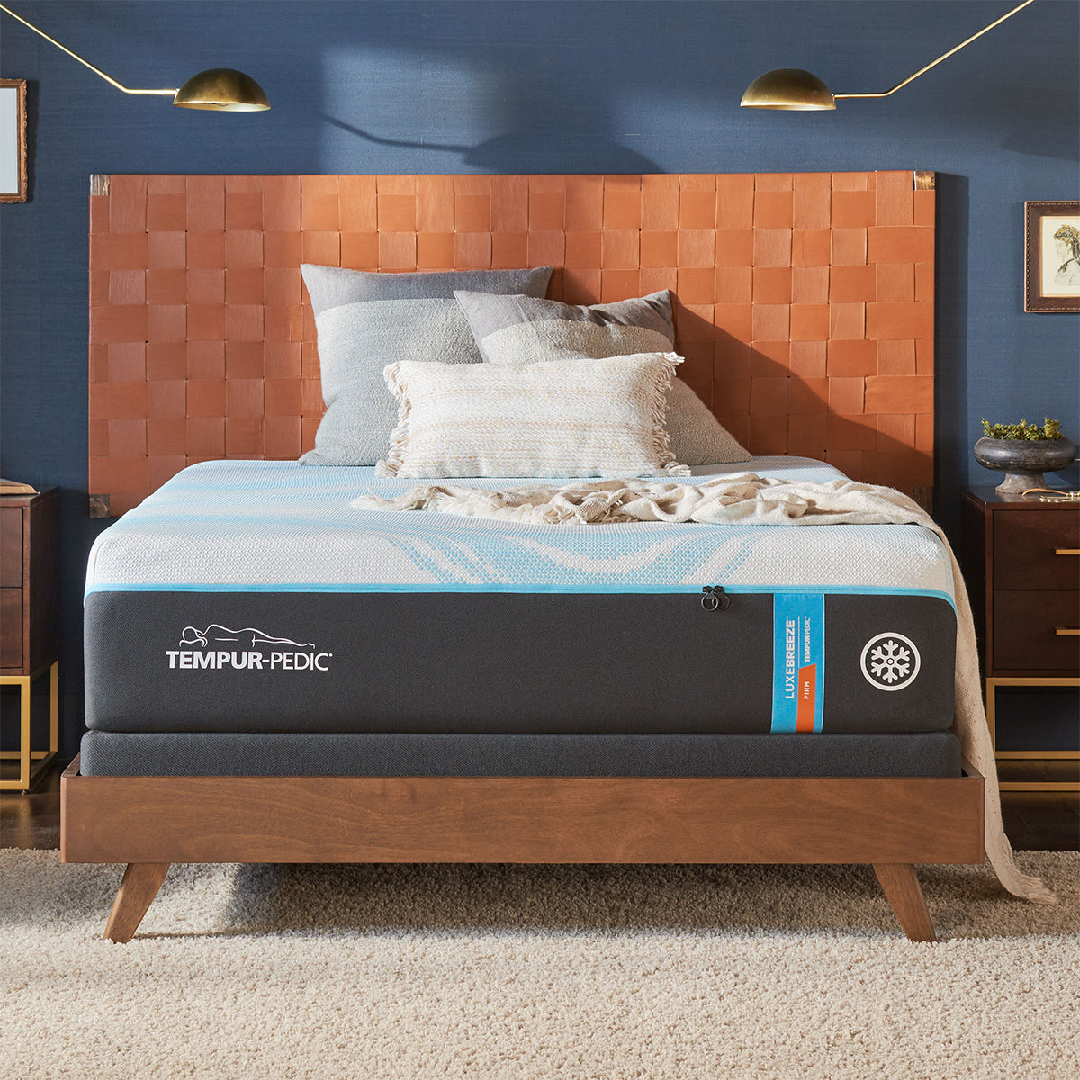 Tempur pedic store luxe breeze king