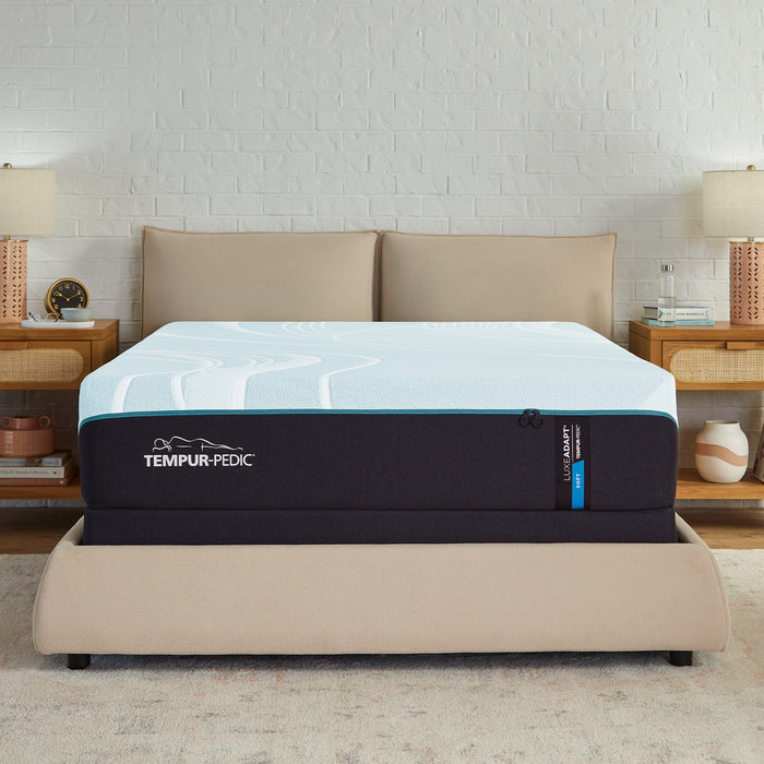 Tempur-Pedic LuxeAdapt Soft 13" Mattress - Bedplanet