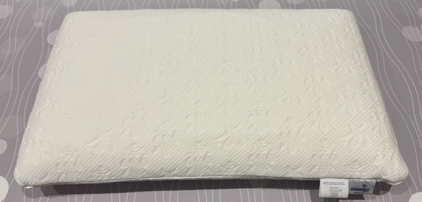 Magniflex Classico Standard Pillow - Open Box - Bedplanet