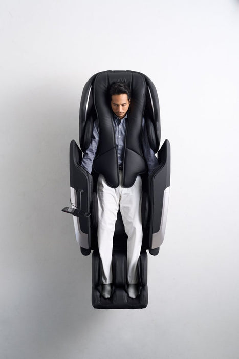 Fujiiryoki Cyber Relax Ai Made in Japan 5D Ai Ultra Premium Massage Chair - MassageChairPlanet.com
