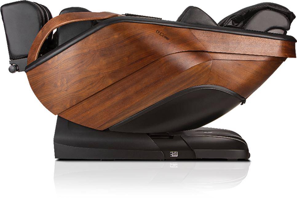 DCore Cirrus - JP Made in Japan Ultra Premium Massage Chair - MassageChairPlanet.com