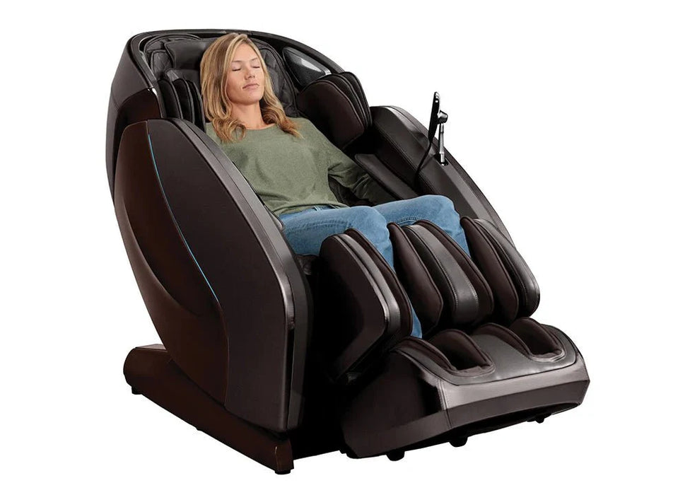 Kyota Hatsumei M900 AI 4D Massage Chair - MassageChairPlanet.com