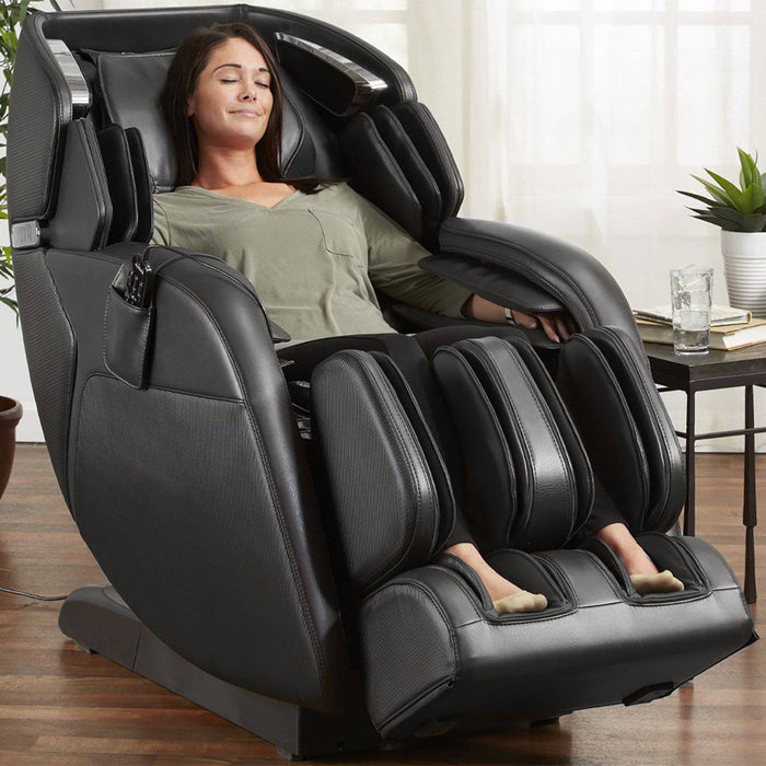 Kyota Kenko M673 3D/4D Massage Chair - Certified Pre - Owned