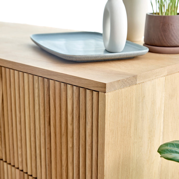 Naturepedic Adelano Dresser joinery detail
