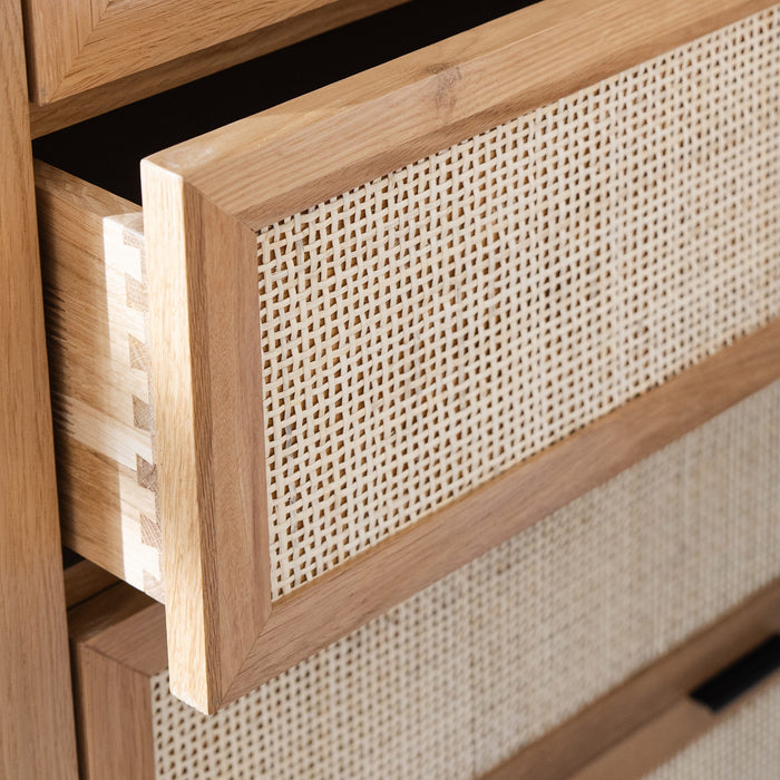 Naturepedic Arienzo Chest detail