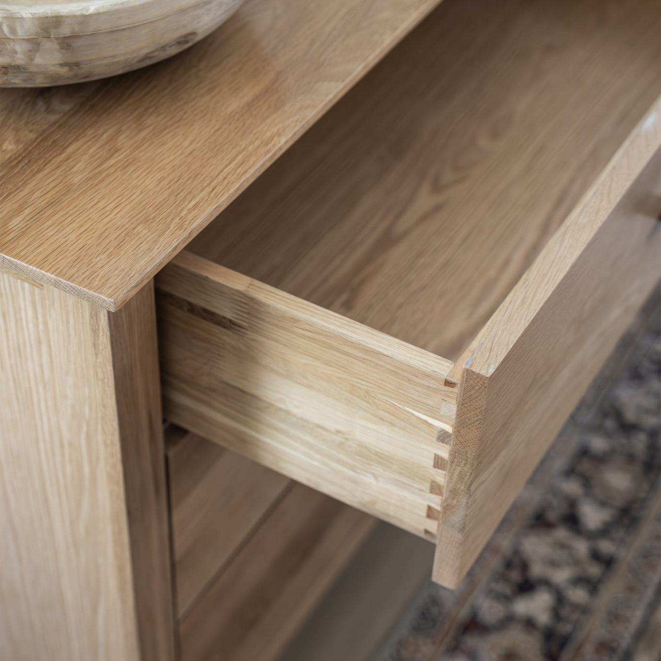 Naturepedic Madera Dresser