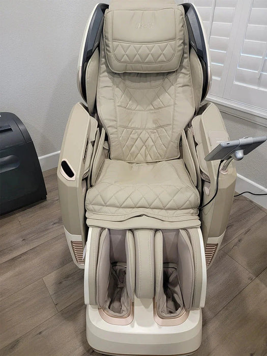 Osaki OS - 4D PRO Maestro LE Massage Chair - MassageChairPlanet.com