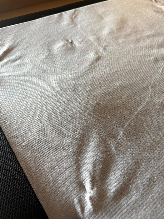 Open box Ergo-Pedic iTilt adjustable bed deck fabric creasing detail - Bedplanet