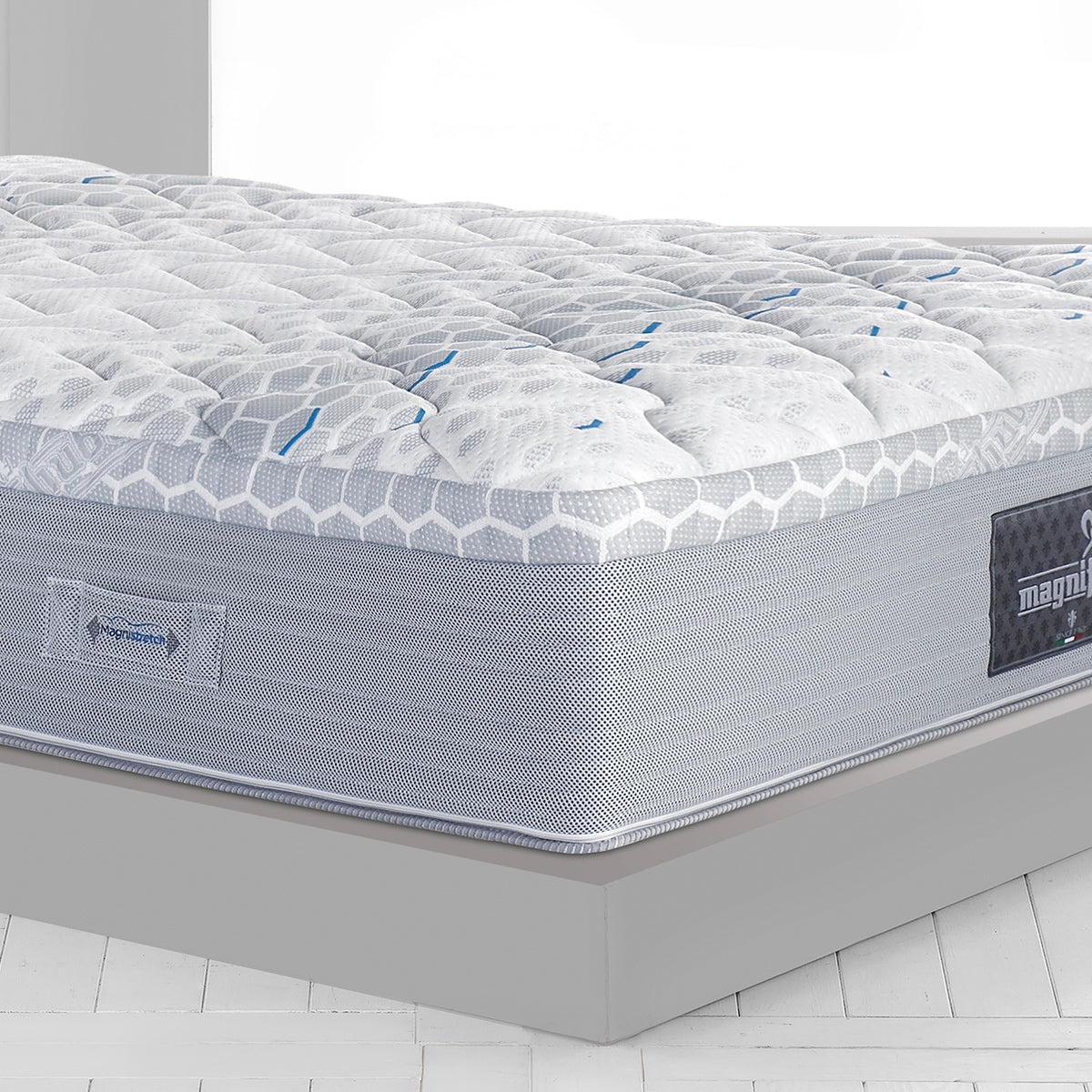 magniflex マニフレックス confidence in textiles Magniflex MagniStretch Plus - Spinal Decompression Mattress